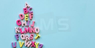 Como os brinquedos de E.V.A. ajudam na alfabetização e aprendizado matemático?