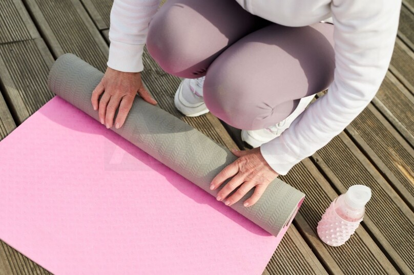 Dicas para prolongar a vida útil dos tapetes de yoga e colchonetes de E.V.A.